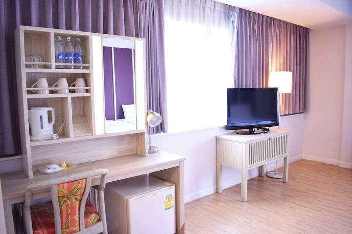 Room 63 of 100