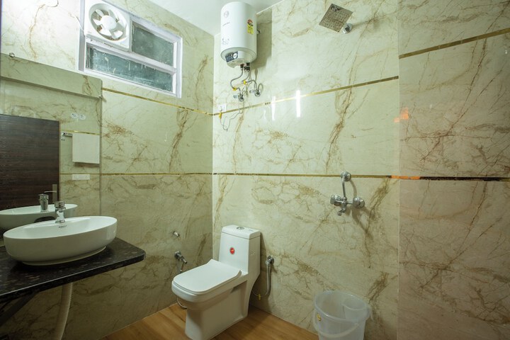Room 16 of 22