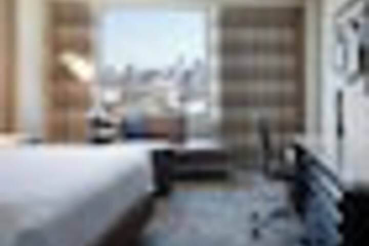 Room 59 of 285