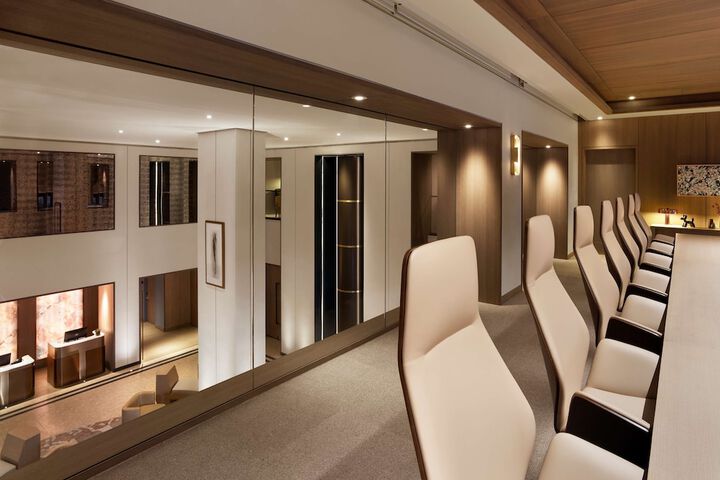 Meeting facility