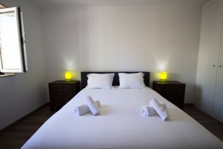 Room 27 of 31