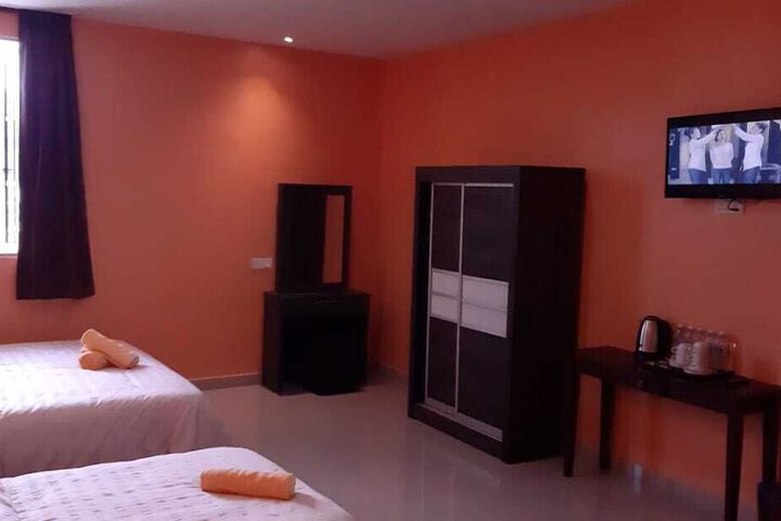 Room 37 of 41