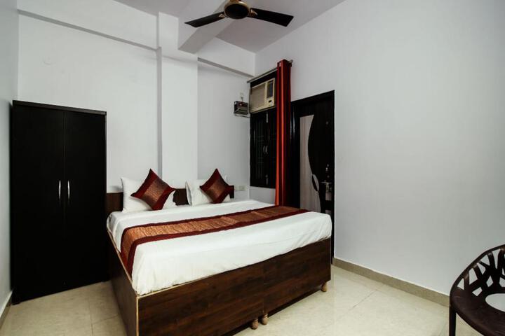 Hotel O Pluto Residency