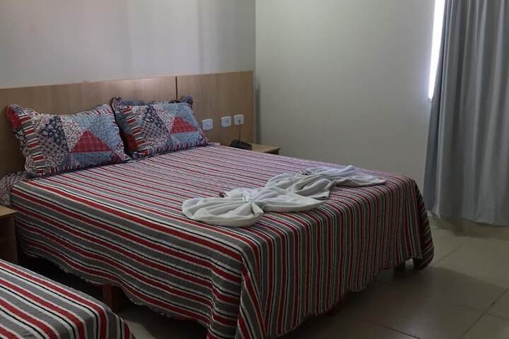 Room 13 of 40
