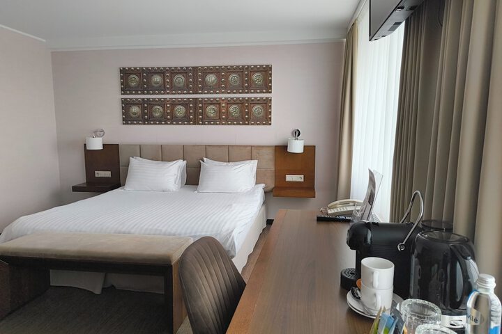 Room 8 of 59