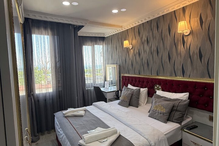 Room 51 of 110