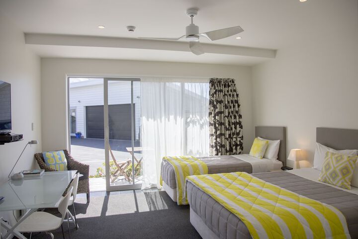 Room 8 of 48