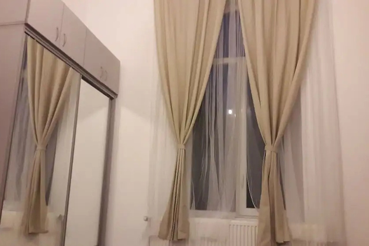 Room 3 of 12