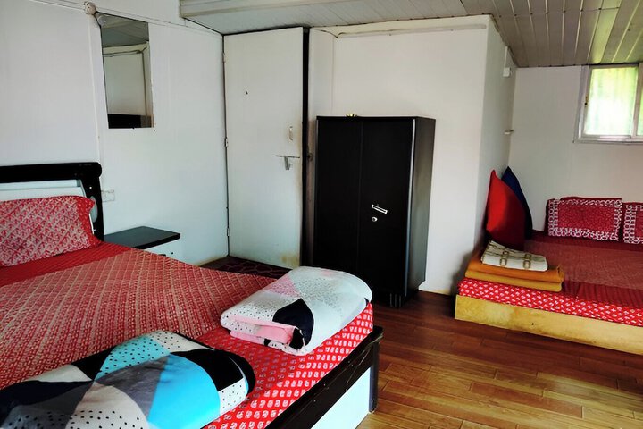 Room 13 of 43
