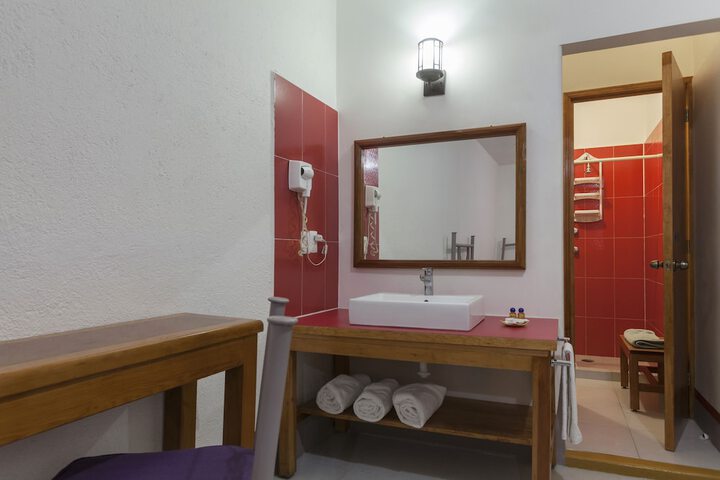 Room 78 of 103