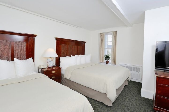 Room 14 of 46