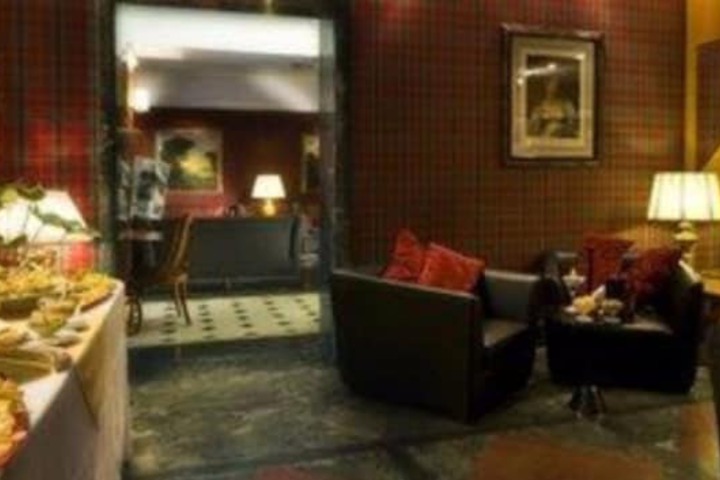 Guest Lobby