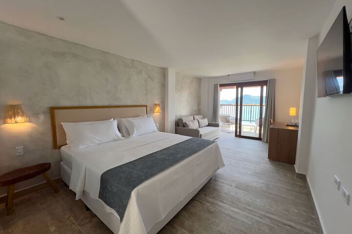 Room 34 of 118