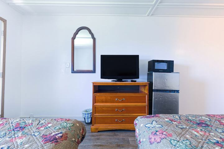Room 12 of 36