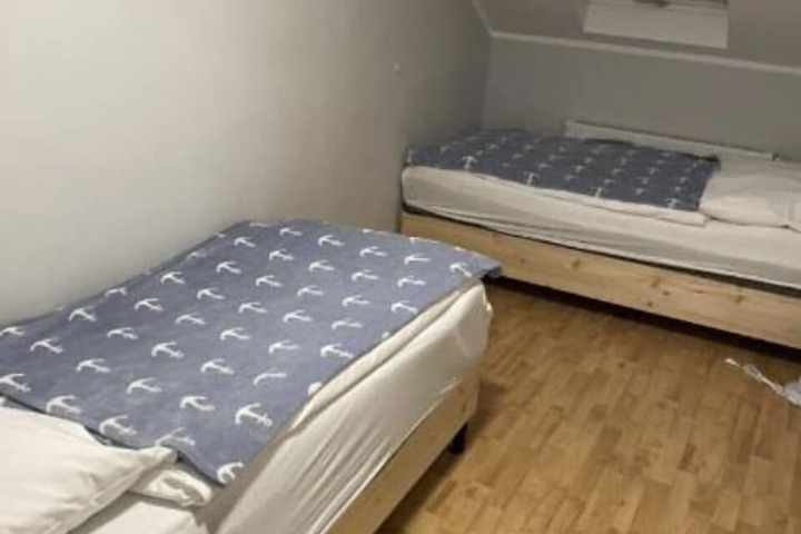 Room 16 of 43
