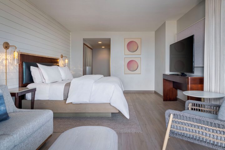Room 11 of 71