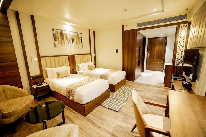 Room 6 of 70