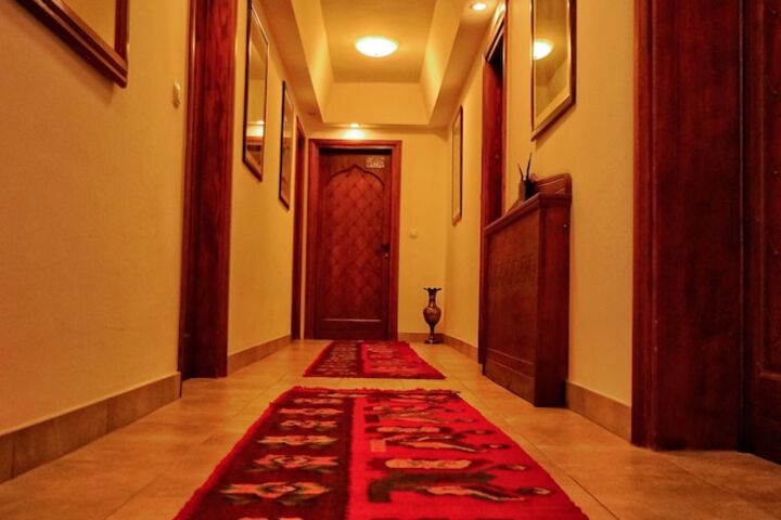 Ballroom/Hall 23 of 29