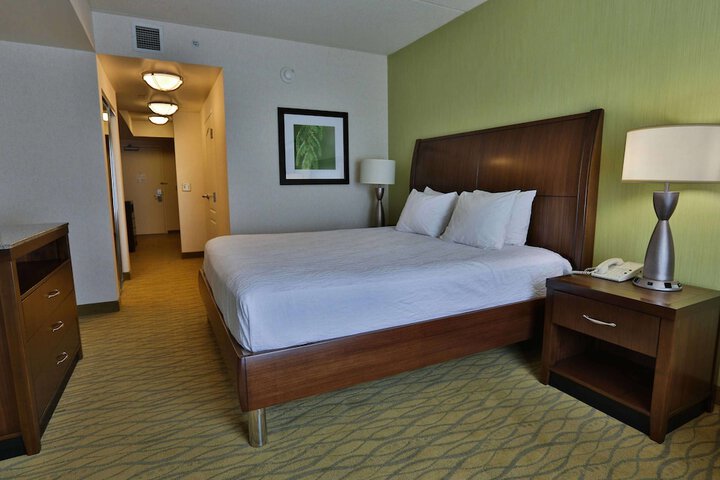 Room 19 of 76