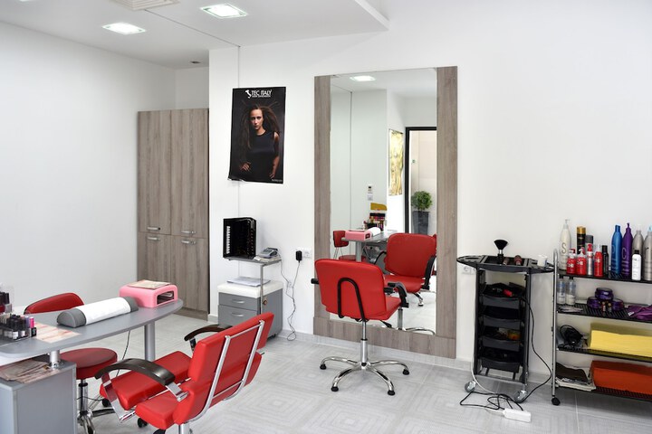 Hair salon