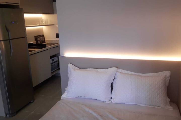 Room 5 of 16