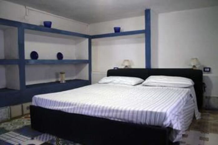 Room 18 of 29