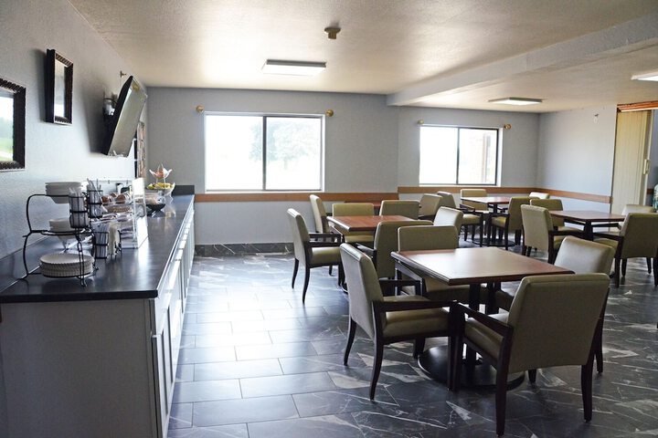 Breakfast/Coffee Service 60 of 65