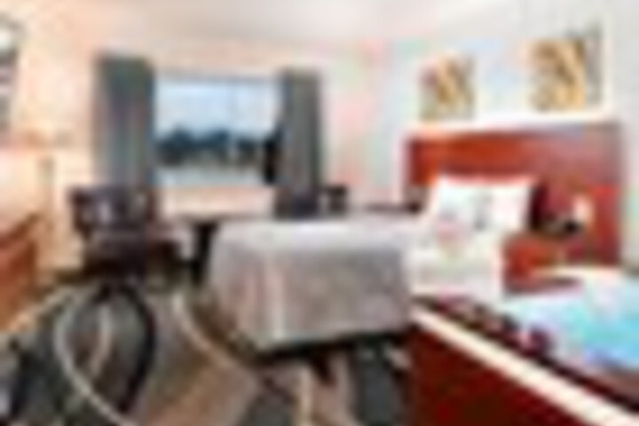 Room 41 of 222