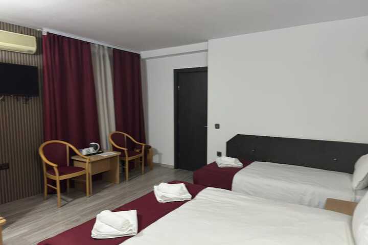 Room 72 of 83