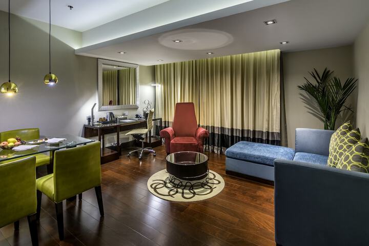 Room 4 of 35