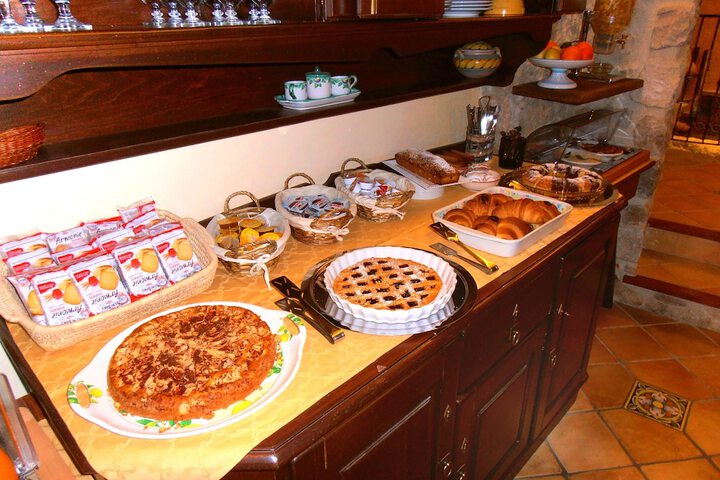 Breakfast/Coffee Service 29 of 63