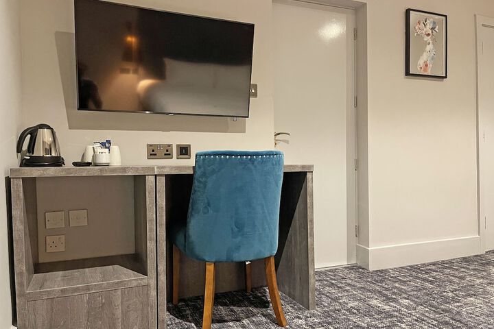 Room 3 of 23