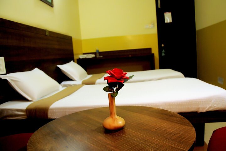 Room 5 of 36