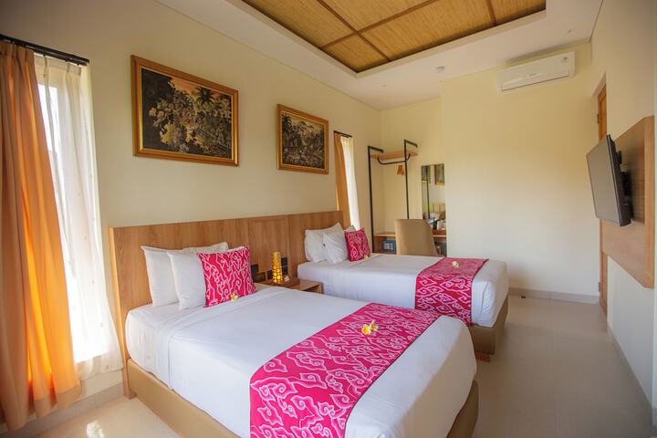 Room 3 of 49