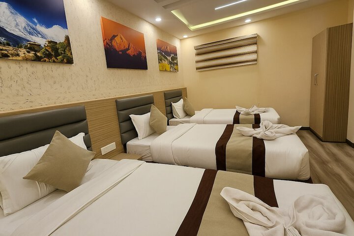 Room 15 of 38