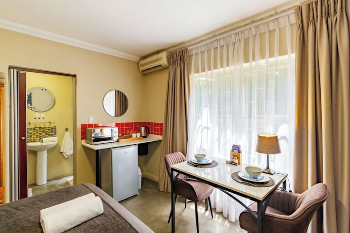 Room 7 of 42