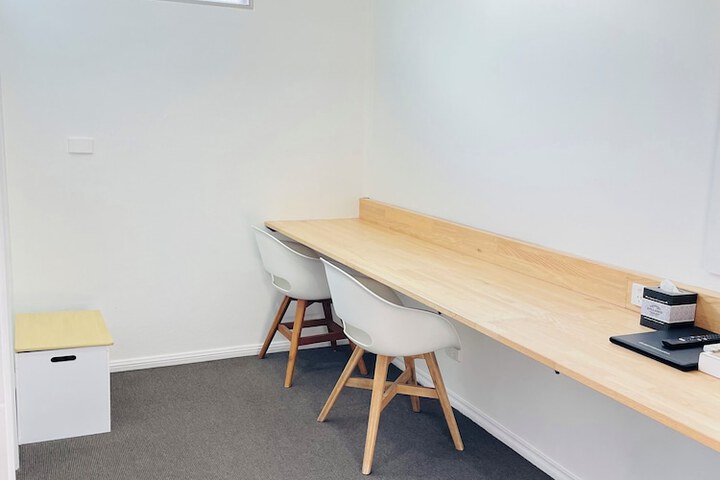 Room 15 of 28