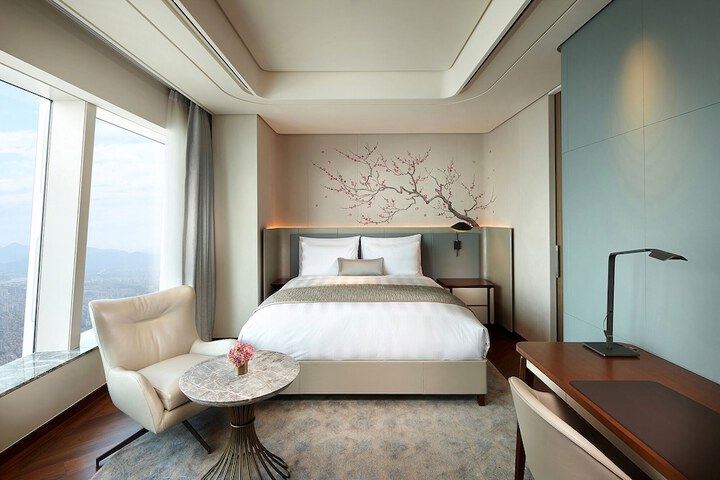 Room 49 of 124
