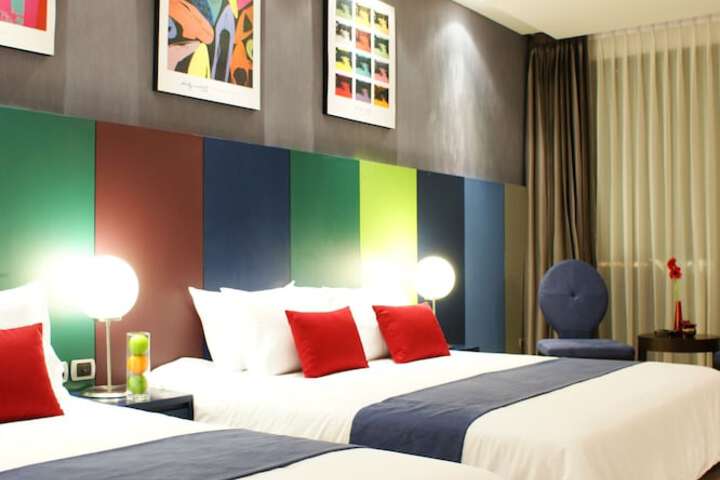 Room 31 of 168