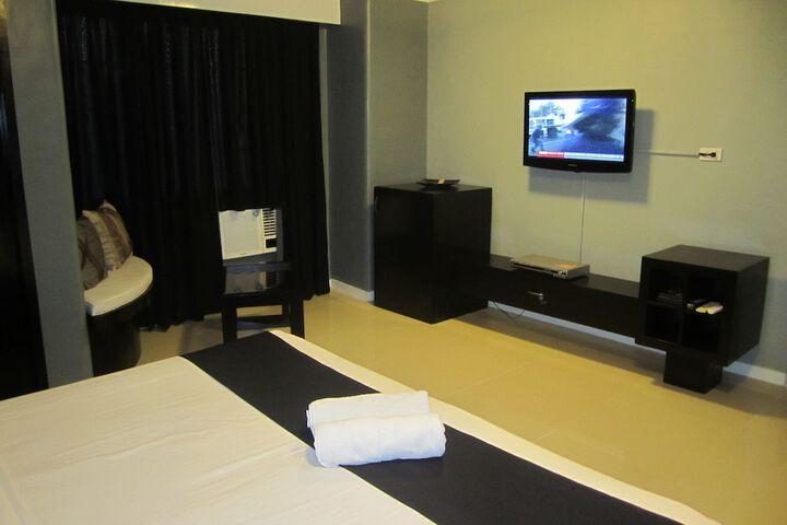 Room 4 of 31
