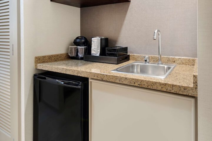 Private kitchenette