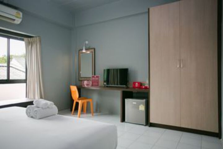 Room 7 of 22