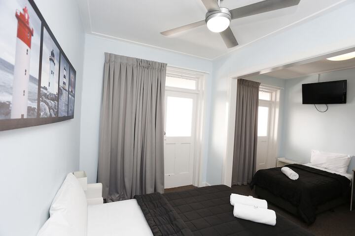 Room 25 of 58