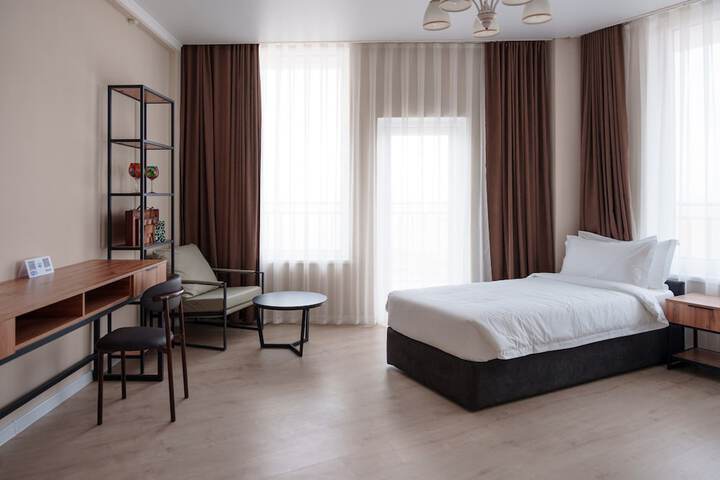 Room 5 of 49