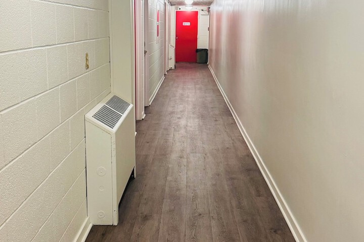 Room 10 of 20
