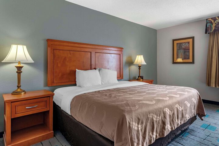Room 5 of 30