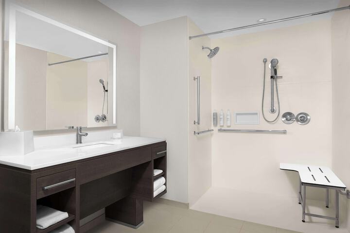 Bathroom shower