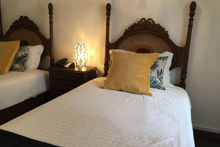 Room 12 of 83