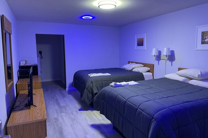 Economy Double Room 2 Double Beds (4 of 9)