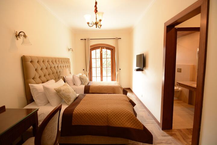 Room 26 of 59